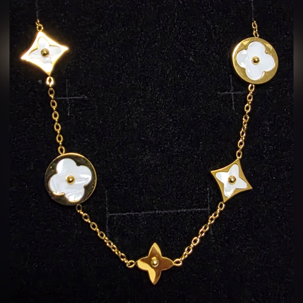18k Yellow Gold Plated Titanium Steel Mother Of Pearl Bracelet **SALE*****?